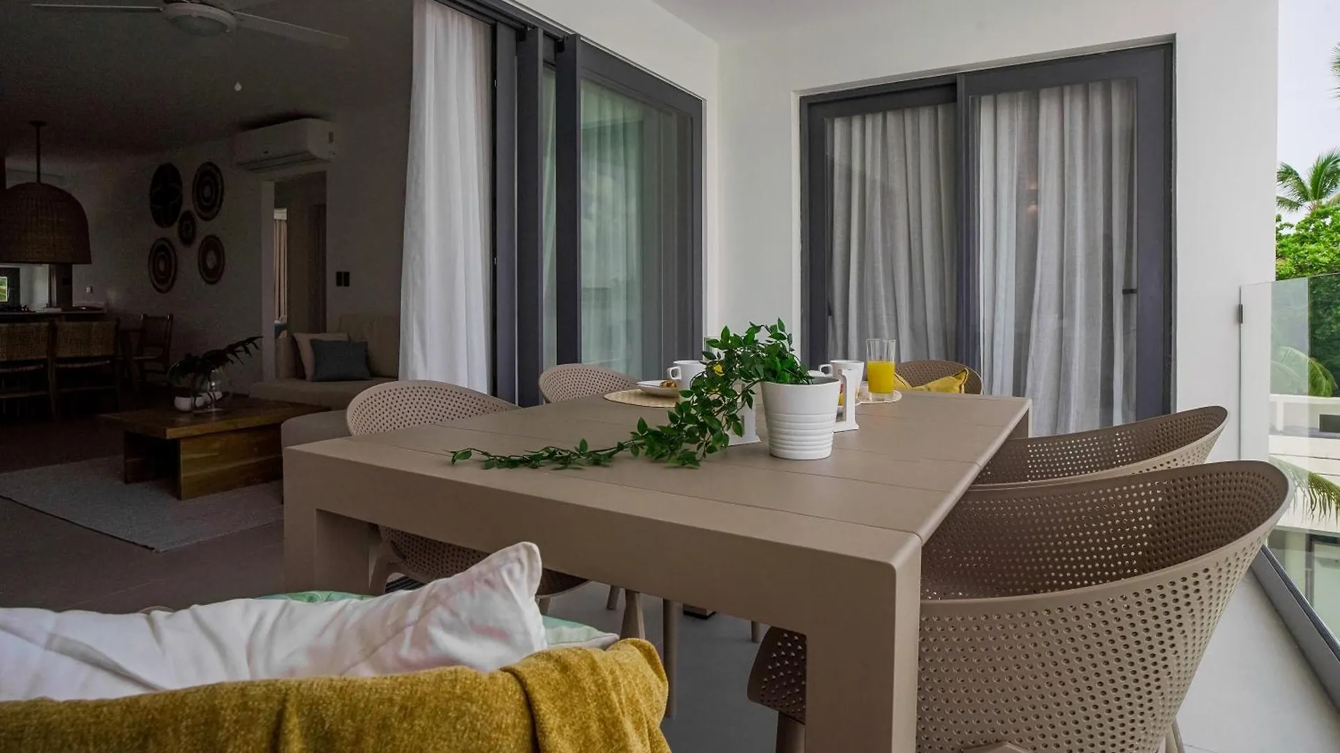 Spectacular Beach Penthouse With Ocean Views プンタ・カナ