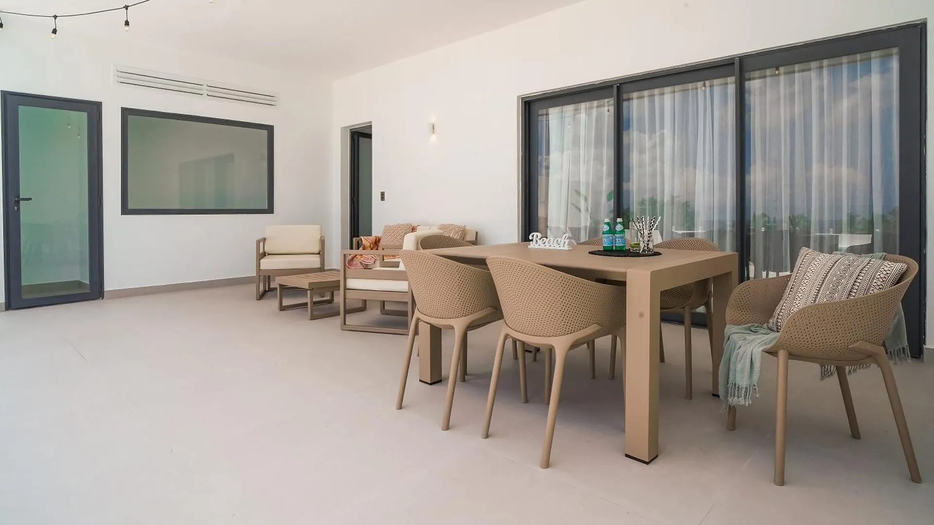 Spectacular Beach Penthouse With Ocean Views プンタ・カナ 0*,