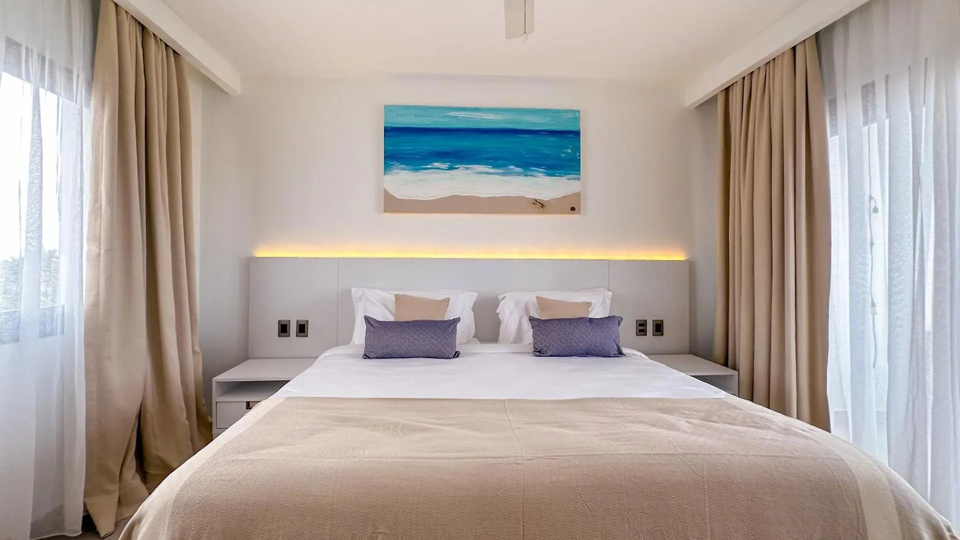 Spectacular Beach Penthouse With Ocean Views プンタ・カナ アパート